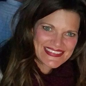 Meet your Posher, Christy